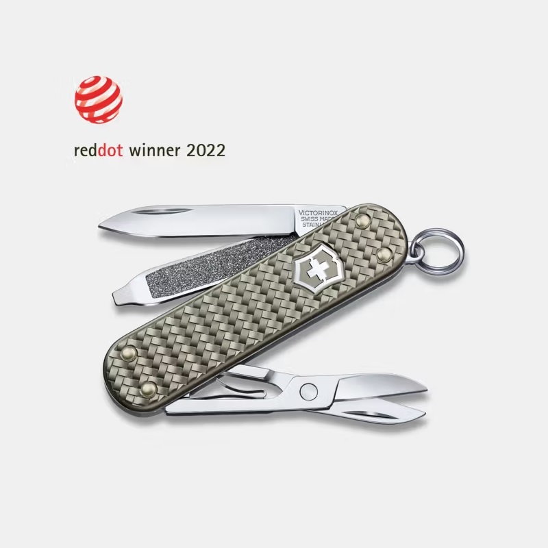 ابزار چندکاره Victorinox مدل Precious Alox کد 0.6221.4031G